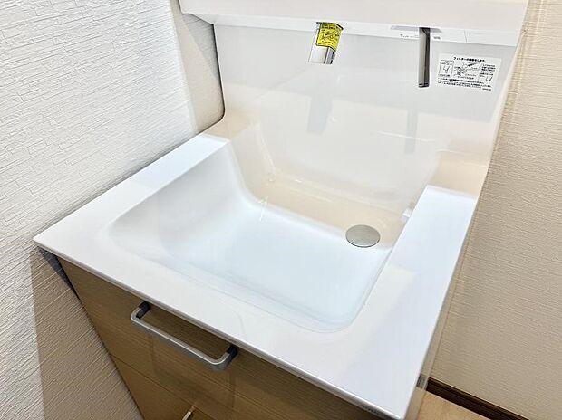 ■手洗いや顔を洗う時も快適に使える便利なシャワー