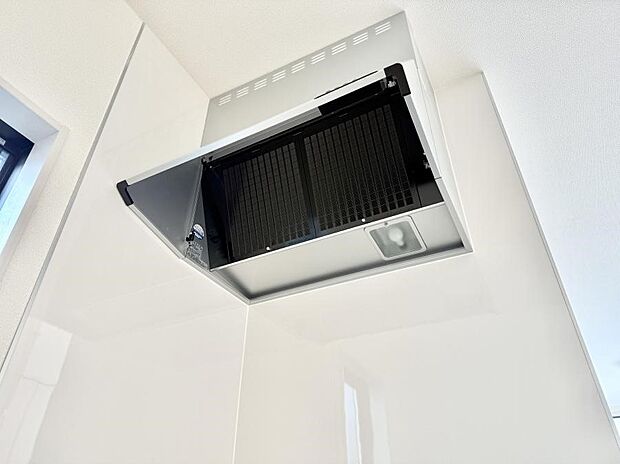 ■調理時の蒸気や匂いが換気扇に誘導され、効率的に排煙ができます。