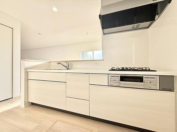 ■料理がもっと楽しくなる、快適なキッチン空間