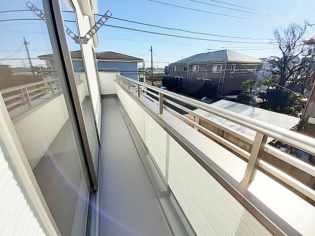■日当たり良好、眺めの良いバルコニーです！
