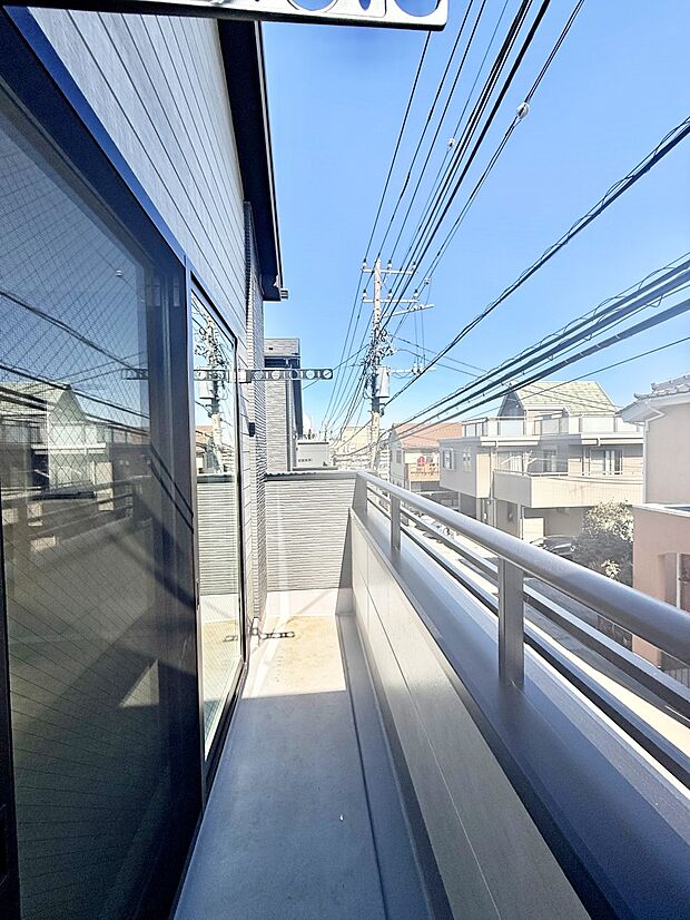 ■ 季節の移ろいを感じられる開放的な空間です