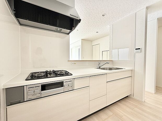 ■美味しい時間が生まれる、笑顔あふれるキッチン