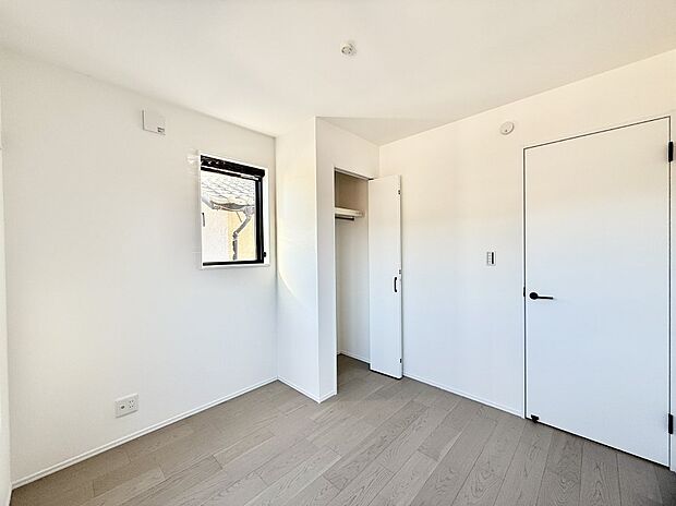 ■窓の配置や通気性の良い設計で部屋の空気がこもらず、常に新鮮な空気が流れます