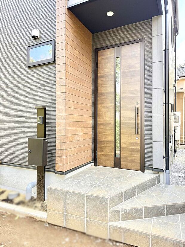 1号棟 ■ シンプルで美しく、住まいの第一印象を彩る玄関です