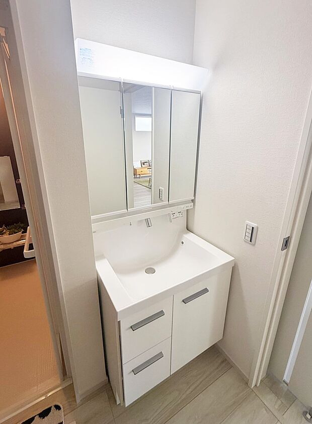 ■朝の準備がスムーズにできる広さです