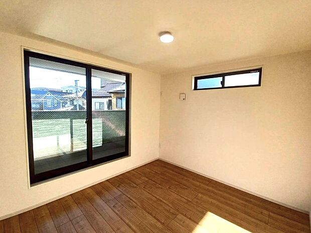 ■落ち着いた雰囲気のお部屋で心が安らぐ空間