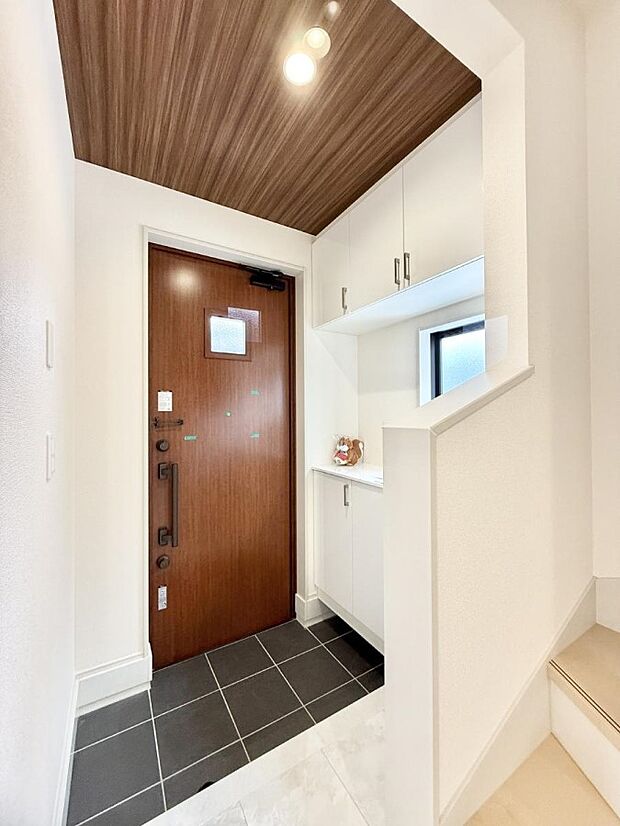 ■ ここから始まる一日、すっきり整った玄関