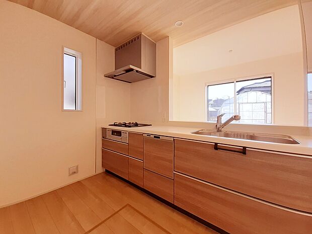 ■シンプルで機能的、毎日使いやすいキッチン