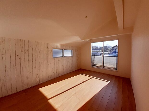 ■落ち着いた雰囲気のお部屋で心が安らぐ空間