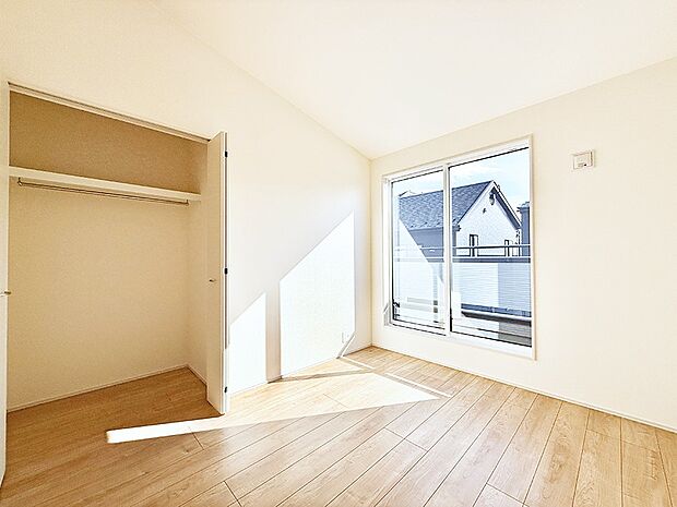 ■窓の配置や通気性の良い設計で部屋の空気がこもらず、常に新鮮な空気が流れます