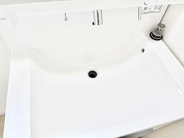 ■手洗いや顔を洗う時も快適に使える便利なシャワー