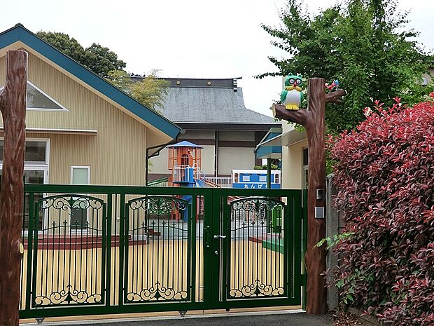 幼稚園・保育園 240m れんげ保育園