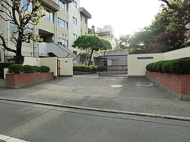 中学校 570m 立川市立第九中学校