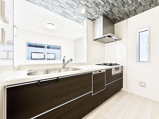 ■作る楽しみと食べる幸せを届けるキッチン