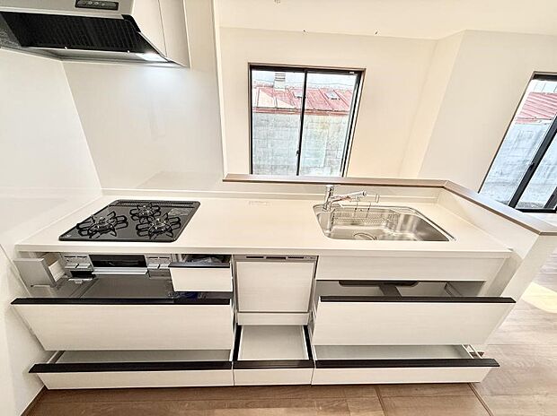 ■家族の絆を深める、温もりのあるキッチン