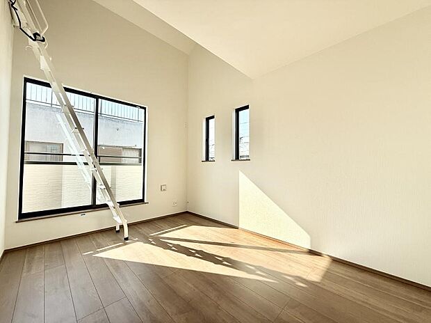 ■落ち着いた色合いのお部屋で穏やかな時間を楽しめます