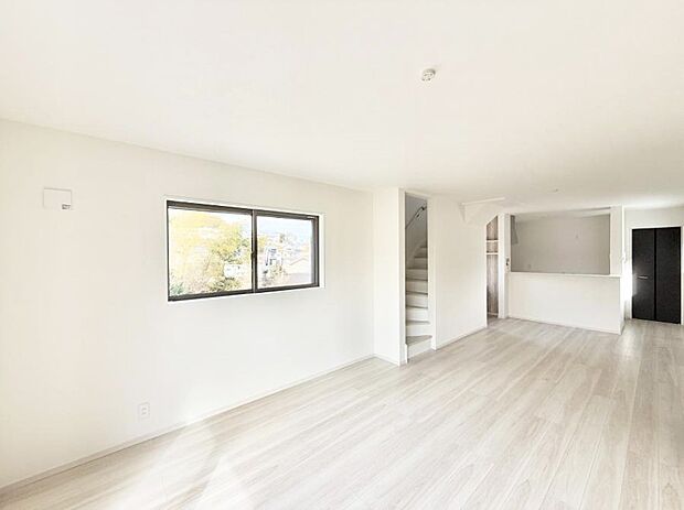 ■くつろぎと笑顔が集まる、心温まるリビング