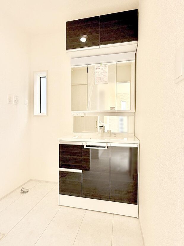 ■朝の準備がスムーズにできる広さです