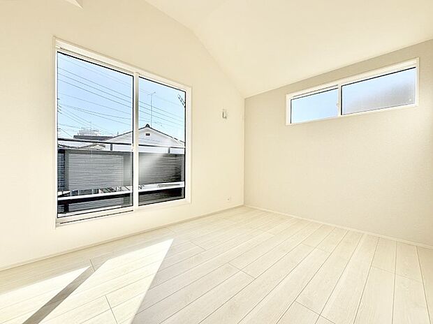 ■落ち着いた色合いのお部屋で穏やかな時間を楽しめます