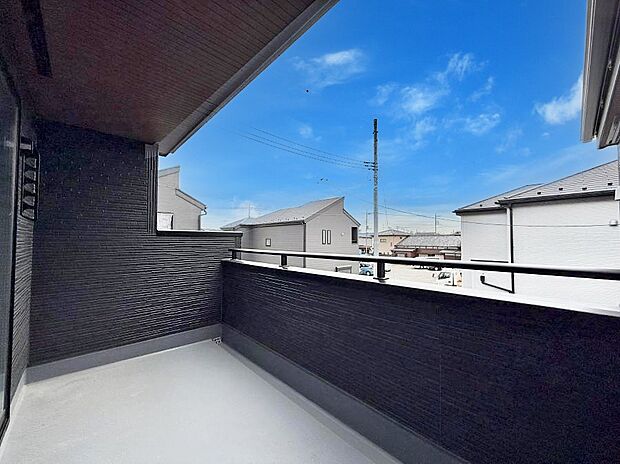 ■ 季節の移ろいを感じられる開放的な空間です