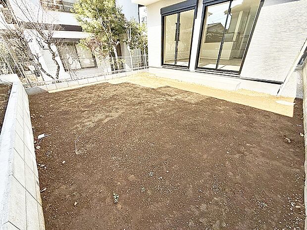 ■暮らしに潤いを与える、緑が取り入れられた住まいです