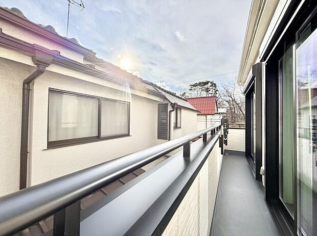 ■ 季節の移ろいを感じられる開放的な空間です