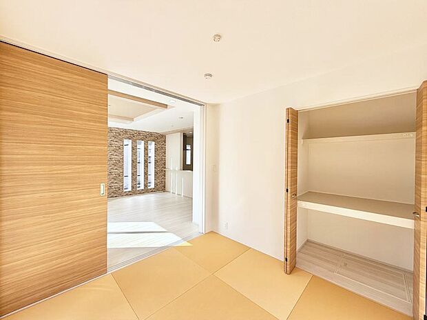 ■落ち着いた色合いのお部屋で穏やかな時間を楽しめます