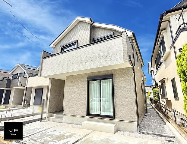 E号棟  ■家族みんなが笑顔で過ごせる、安心感のある住まい
