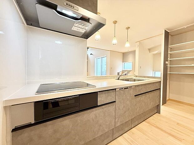 ■料理がもっと楽しくなる、快適なキッチン空間