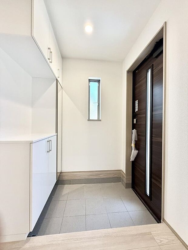 ■玄関はお家の顔！おしゃれな玄関でお客様をお迎え！