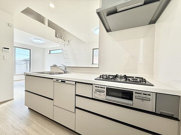 ■美味しい時間が生まれる、笑顔あふれるキッチン