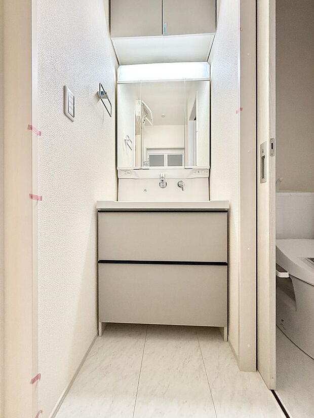2号棟 ■朝の準備がスムーズにできる広さです