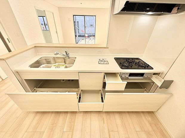 ■料理がもっと楽しくなる、快適なキッチン空間