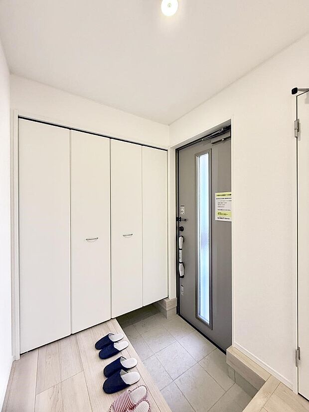 ■ シンプルで美しく、快適な暮らしの入り口