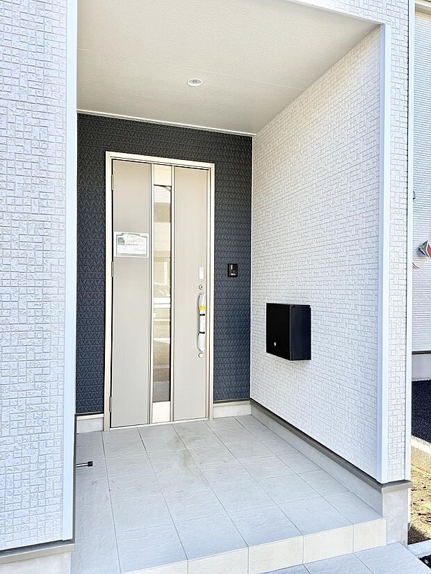 ■ 心地よい暮らしへとつながる、温かい玄関