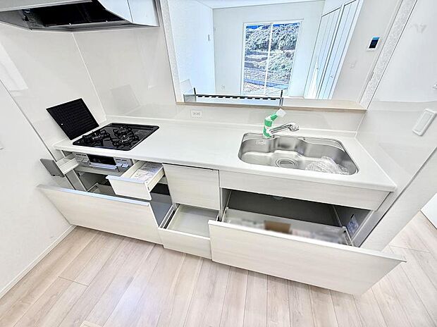 4号棟 ■料理がもっと楽しくなる、快適なキッチン空間