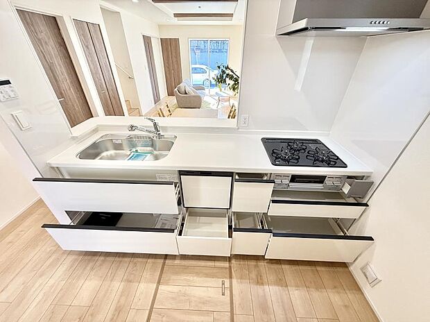 ■料理がもっと楽しくなる、快適なキッチン空間