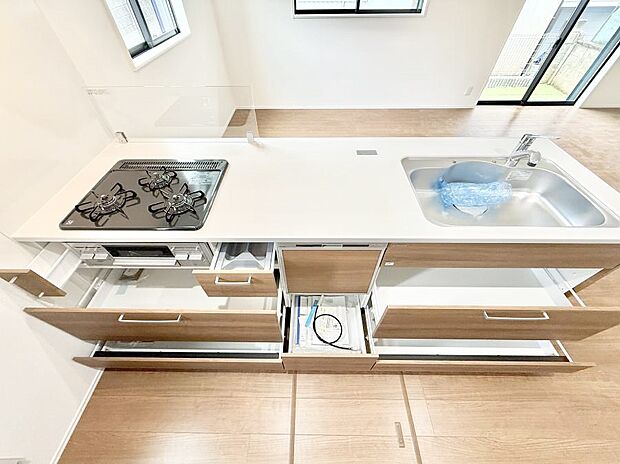 ■料理がもっと楽しくなる、快適なキッチン空間