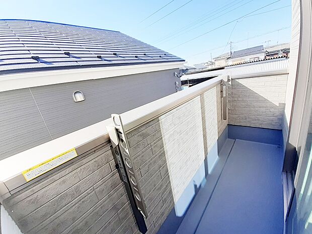 ■日当たり良好、眺めの良いバルコニーです!