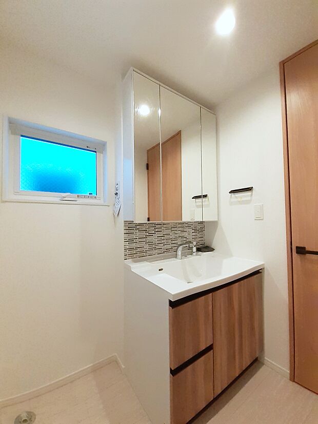 ■朝の準備がスムーズにできる広さです