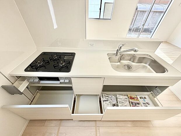 ■美味しい時間が生まれる、笑顔あふれるキッチン