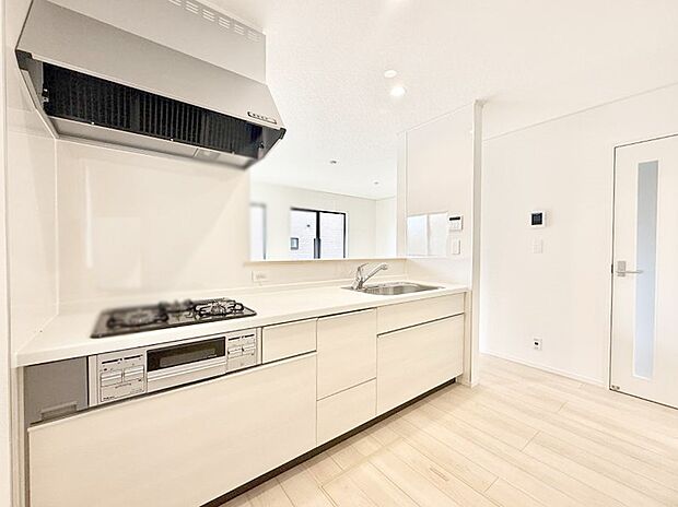 ■家族の絆を深める、温もりのあるキッチン