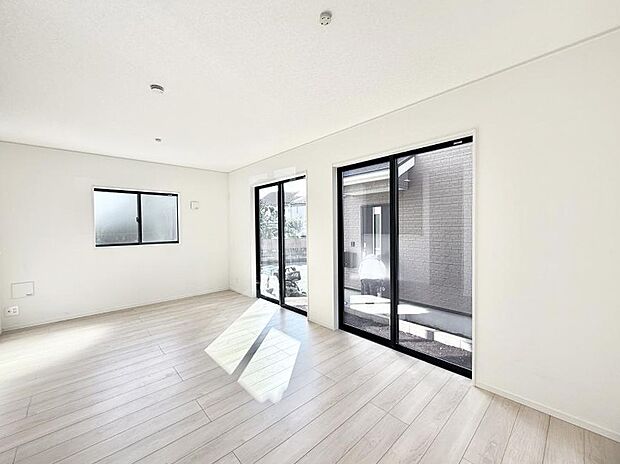 ■窓の配置や通気性の良い設計で部屋の空気がこもらず、常に新鮮な空気が流れます