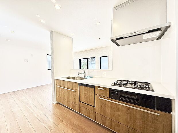 ■家族の絆を深める、温もりのあるキッチン