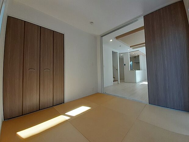 ■落ち着いた雰囲気の心が安らぐ和室