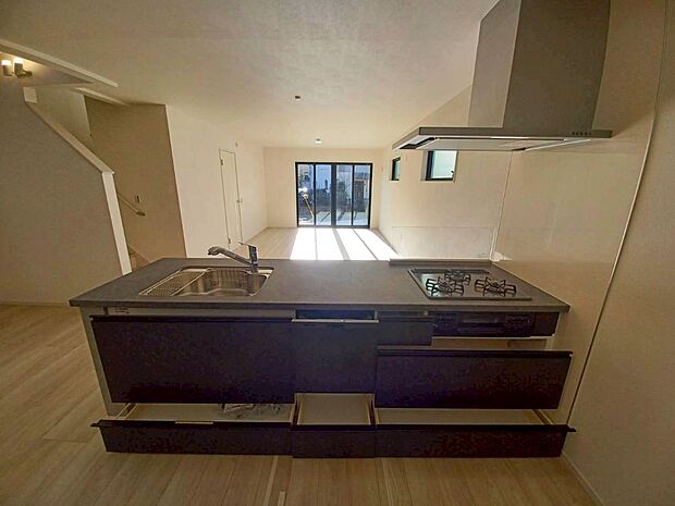 ■料理がもっと楽しくなる、快適なキッチン空間