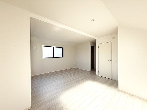 ■落ち着いた色合いのお部屋で穏やかな時間を楽しめます