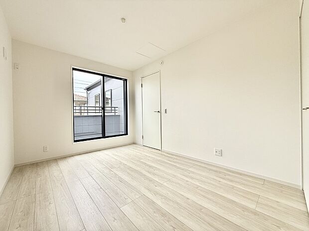 ■落ち着いた雰囲気のお部屋で心が安らぐ空間