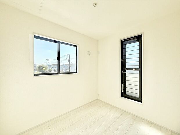 ■窓の配置や通気性の良い設計で部屋の空気がこもらず、常に新鮮な空気が流れます