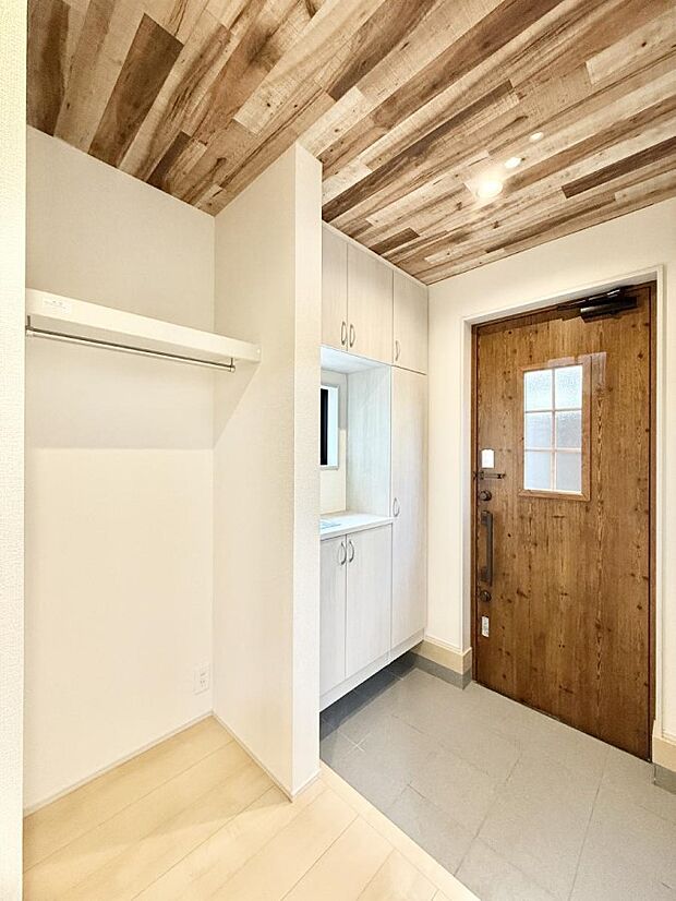 ■ ここから始まる一日、すっきり整った玄関